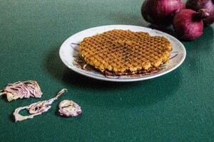 Stroopwafel gedroogde ui